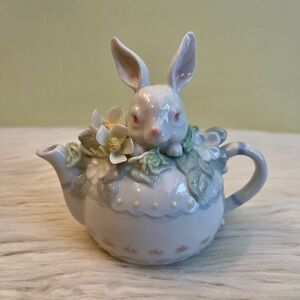 Enesco Porcelain Easter Bunny Tea Pot